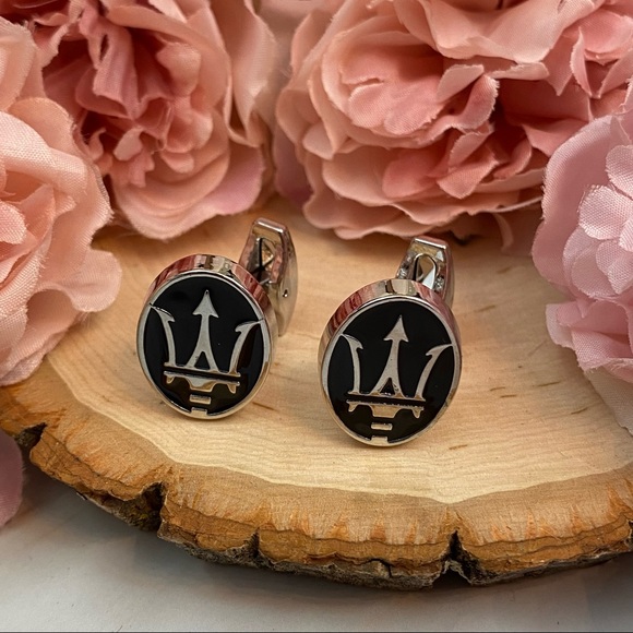 Black & Silver Maserati Logo Cufflinks - Picture 5 of 16